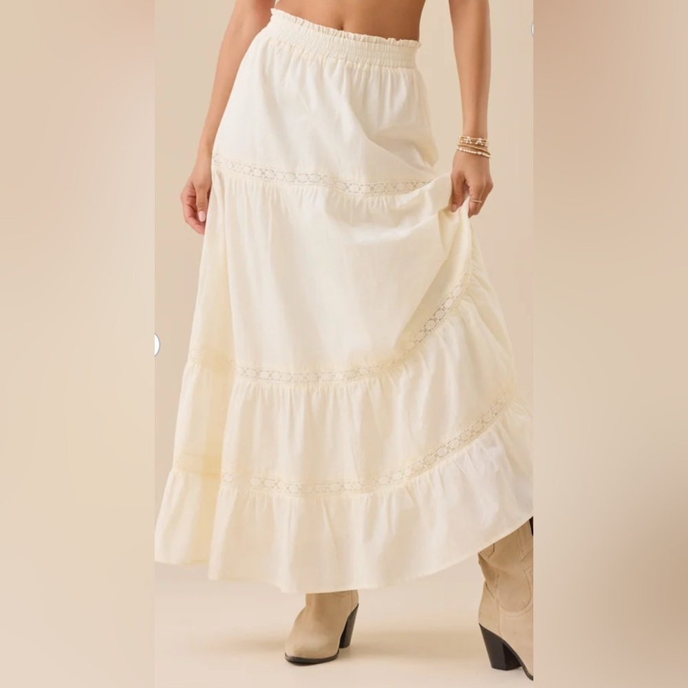 Kait lace midi skirt - Picture 2 of 4
